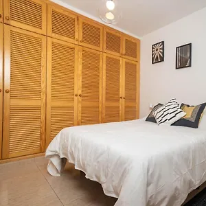 ocean-front-two-bedroom-apartment.in-canary-islands.com/